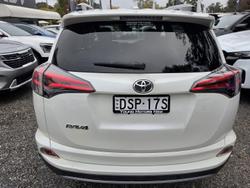 2017 Toyota RAV4 GXL