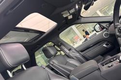 2021 Land Rover Discovery D300 SE