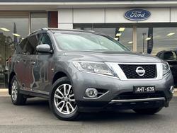 2015 Nissan Pathfinder ST-L