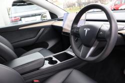 2022 Tesla Model Y Rear-Wheel Drive