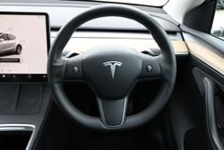 2022 Tesla Model Y Rear-Wheel Drive