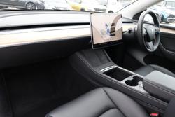 2022 Tesla Model Y Rear-Wheel Drive