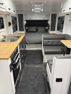 2021 Supreme Classic Tourer