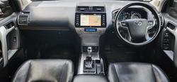 2021 Toyota Landcruiser Prado VX
