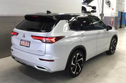 2024 Mitsubishi Outlander Exceed Tourer