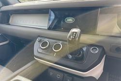 2021 Land Rover Defender 90 D300 SE