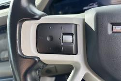 2021 Land Rover Defender 90 D300 SE