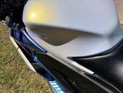 2025 YAMAHA YZF-R3 White