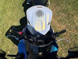 2025 YAMAHA YZF-R3 White