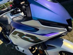 2025 YAMAHA YZF-R3 White