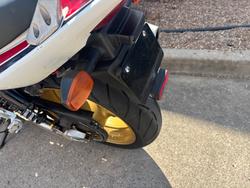 2011 Honda CB400 Red/White