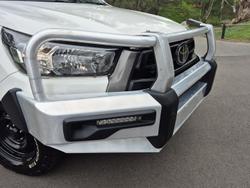 2022 Toyota Hilux SR
