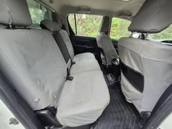 2022 Toyota Hilux SR