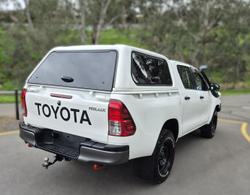 2022 Toyota Hilux SR
