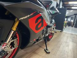 2018 APRILIA RSV4 R Black