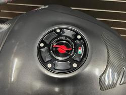 2018 APRILIA RSV4 R Black