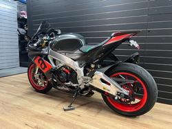 2018 APRILIA RSV4 R Black