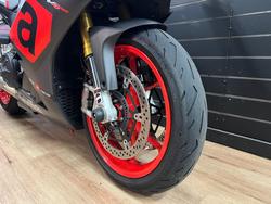 2018 APRILIA RSV4 R Black