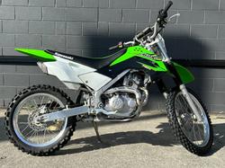 2017 Kawasaki KLX140L GREEN