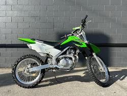 2017 Kawasaki KLX140L GREEN