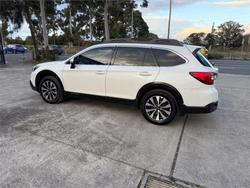 2017 SUBARU OUTBACK 2.5i PREMIUM AWD