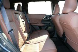 2026 Mitsubishi Outlander Exceed Tourer