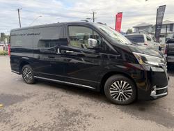 2024 Toyota Granvia VX