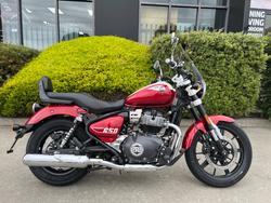 Royal Enfield Super Meteor 650