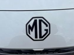 2025 MG MG7 Essence IP42 MY25 Pearl White