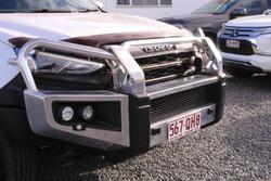 2023 Isuzu MU-X LS-T