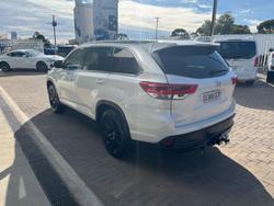 2019 Toyota Kluger Black Edition