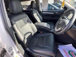 2019 Toyota Kluger Black Edition