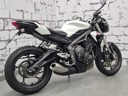 2022 Triumph Street Triple S 660 LAMS Street Triple White