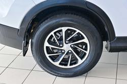 2024 Mitsubishi Eclipse Cross ES
