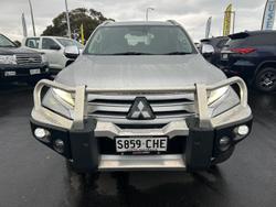 2021 Mitsubishi Pajero Sport GLS