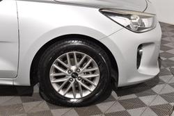 2017 Kia Rio Si