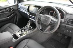 2025 Isuzu MU-X LS-T