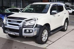 2017 Isuzu MU-X LS-T