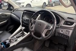 2016 Mitsubishi Pajero Sport Exceed
