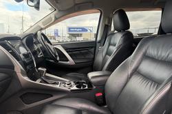 2016 Mitsubishi Pajero Sport Exceed