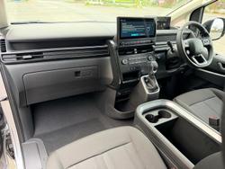 2026 Hyundai STARIA LOAD