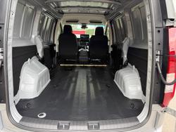 2026 Hyundai STARIA LOAD