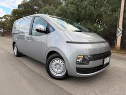 2026 Hyundai STARIA LOAD