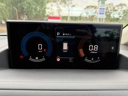 2026 Hyundai STARIA LOAD