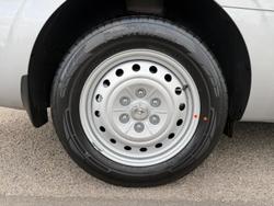 2026 Hyundai STARIA LOAD
