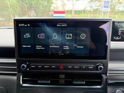 2026 Hyundai STARIA LOAD