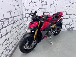2025 Ducati Streetfighter V2 S Streetfighter Red