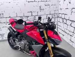 2025 Ducati Streetfighter V2 S Streetfighter Red