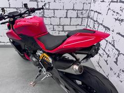 2025 Ducati Streetfighter V2 S Streetfighter Red