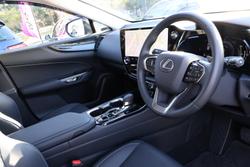 2025 Lexus NX 450h+ Luxury